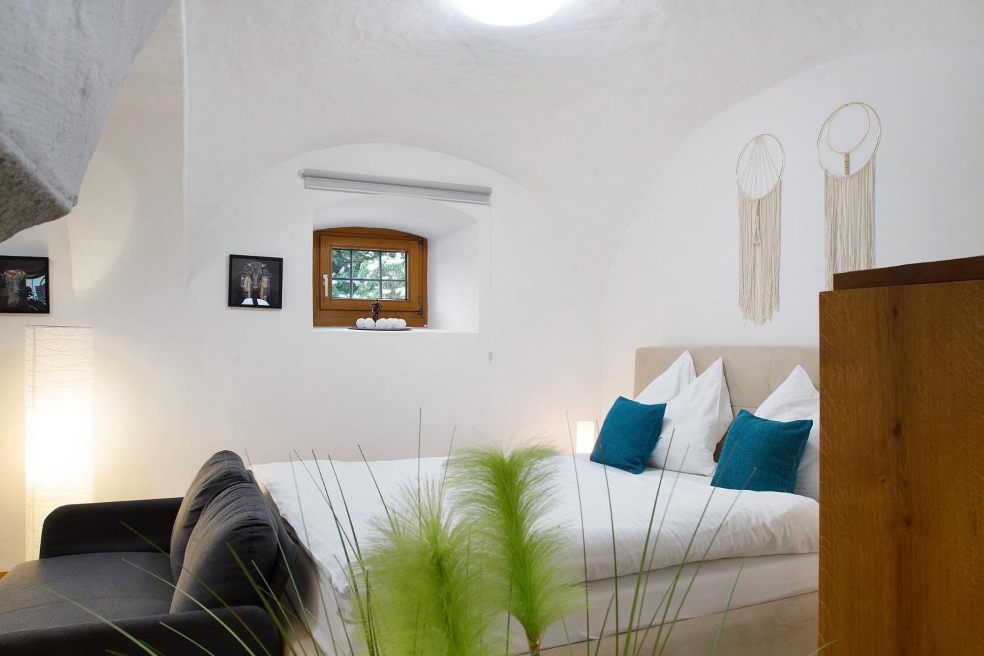 Schoenauer Hof - Paula Apartment